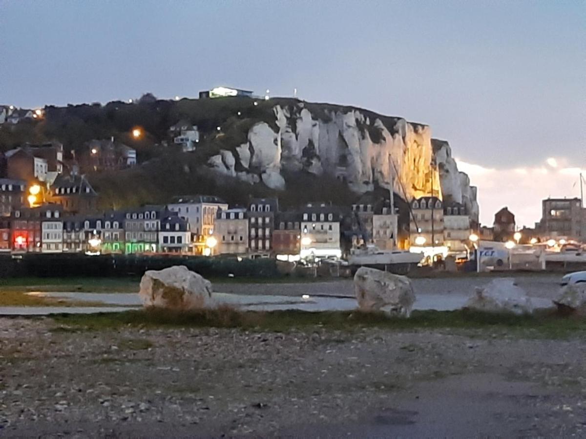 Gite Le Treportais Buitenkant foto